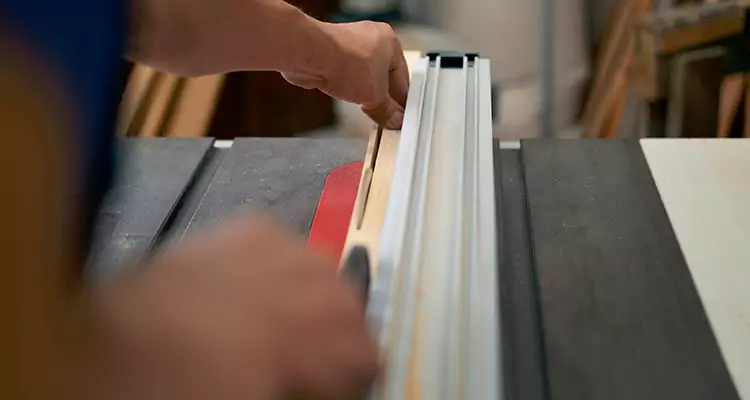 Bifold Door Seal Repair in Plant City, FL