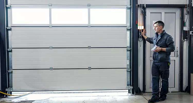 Our Garage Door Repair Services in Plant City, FL