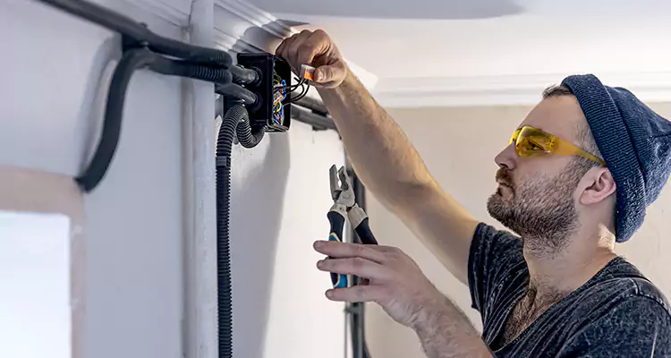 Garage Door Opener Cable Repair in Plant City, FL