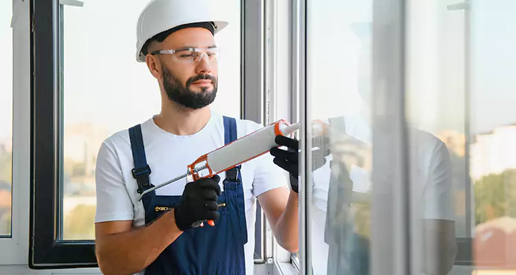 Retractable Screens Repair for Patio in Plant City, FL