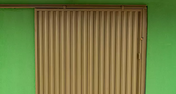 Wooden Sliding Door Stuck Repair Services in Plant City, FL