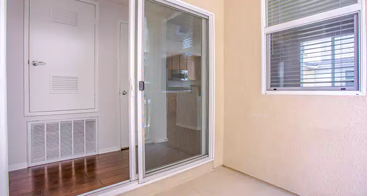 Sliding Screen Door Track Repair in Plant City, FL
