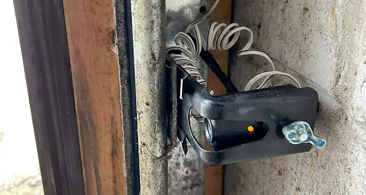 Fix Broken Garage Door Sensor in Plant City, FL