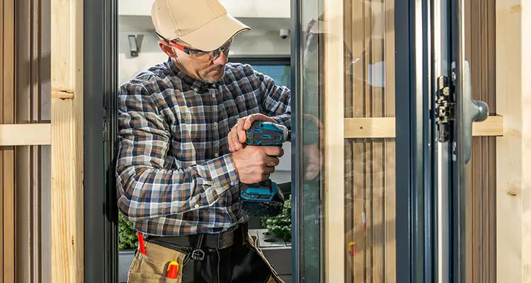 Top-Rated Patio Door Handle and Lock Repair Service for Homeowners in Plant City, FL