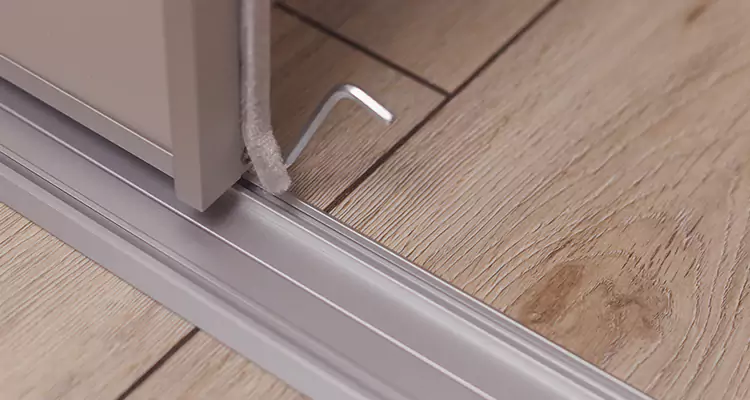 Squeaky Sliding Door Repair in Plant City, FL