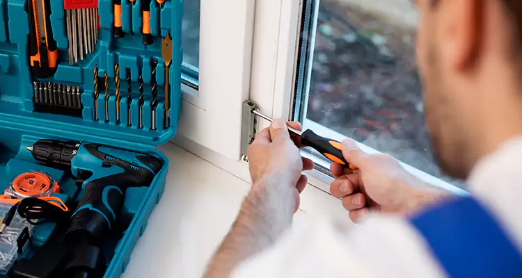 Mirrored Sliding Doors Replacement Expert in Plant City, FL