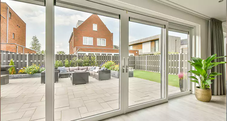 3 Panel Sliding Glass Door Repair in Plant City, FL