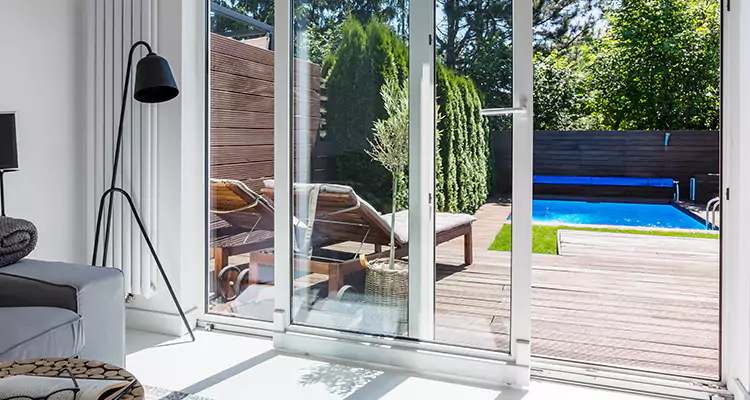 Fixing A Sliding Screen Door Roller in Plant City, FL