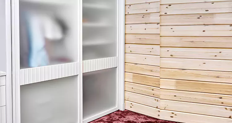 Sliding Closet Door Rollers Replacement in Plant City, FL